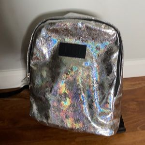 Iridescent back pack
